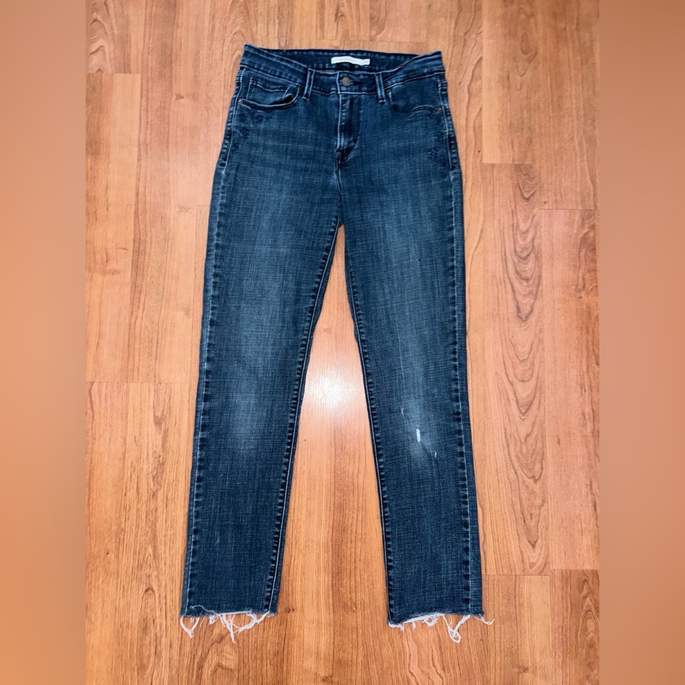 Levi's mid rise skinny jeans 28